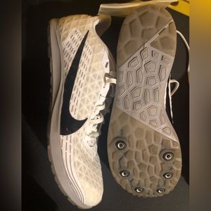 Nike white convertible cleat runner